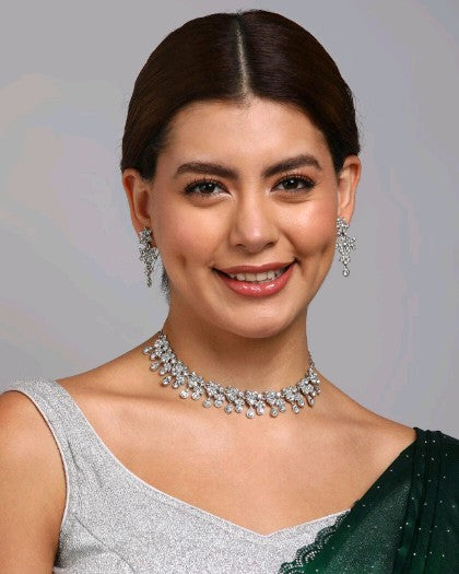 White AD ETHNIC NECKLACE SET